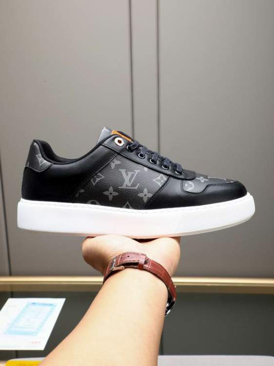 Picture of Louis Vuitton Shoes _SKULVsz38-44hnq120415809